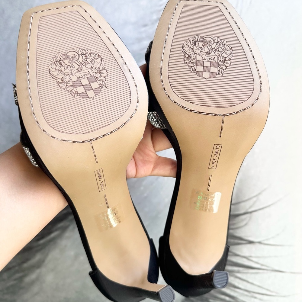 🌸VINCE CAMUTO🌸 Kalvira Black Sandal Size: 10M - Picture 12 of 12